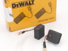 Dewalt szczotki węglowe do szlifierki DWE4233 DWE4237 NA121924 (N442427)